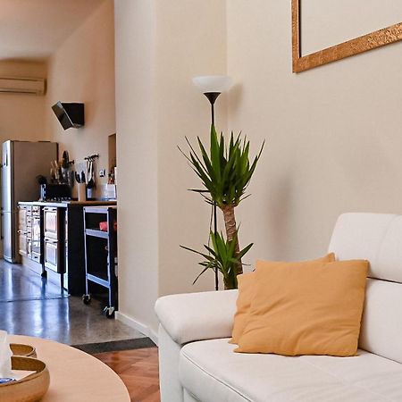 '2R' City Center Holidays And Workstays Rijeka Bagian luar foto
